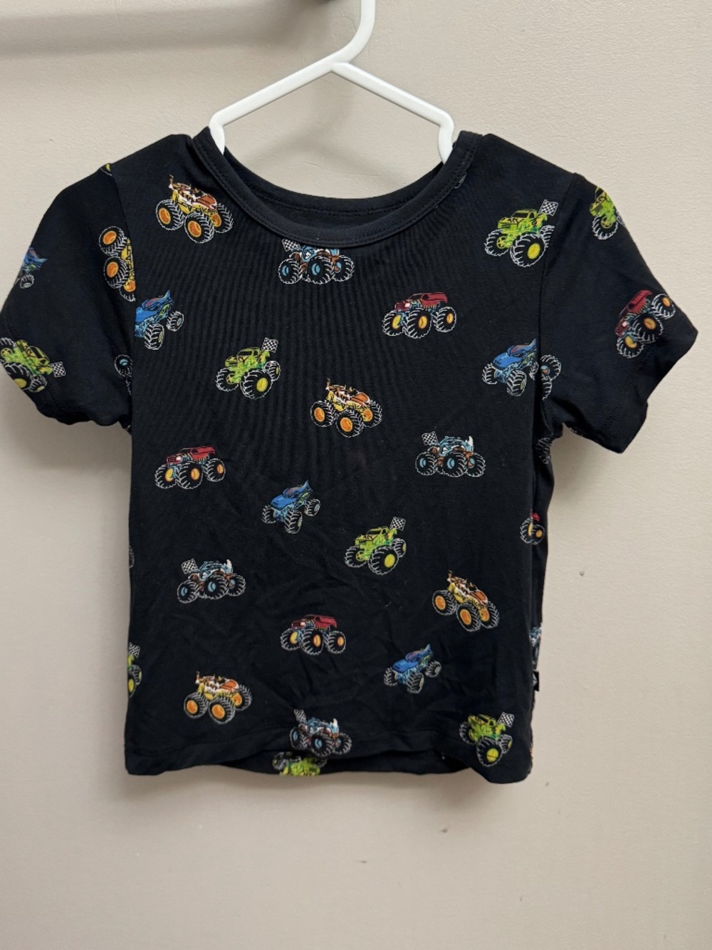 Hot Wheels Tee 💙2 for 30💙
